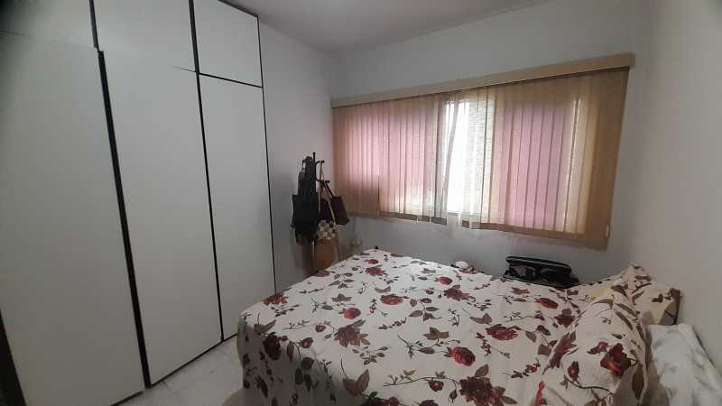 Apartamento à venda com 2 quartos, 75m² - Foto 4