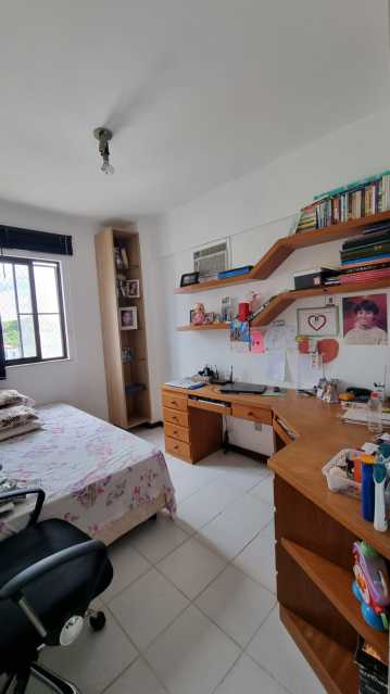 Apartamento à venda com 2 quartos, 67m² - Foto 5