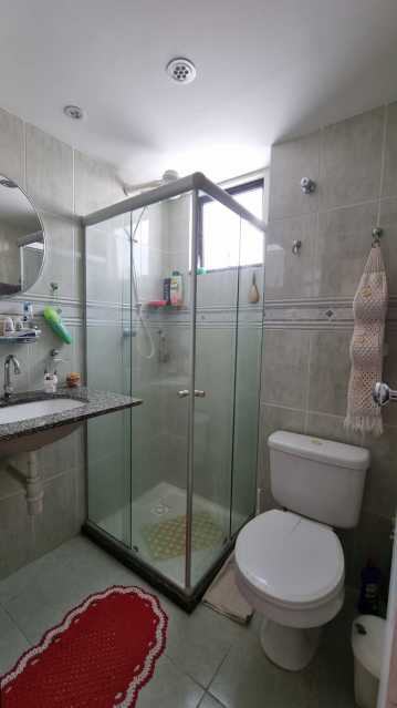 Apartamento à venda com 2 quartos, 67m² - Foto 13