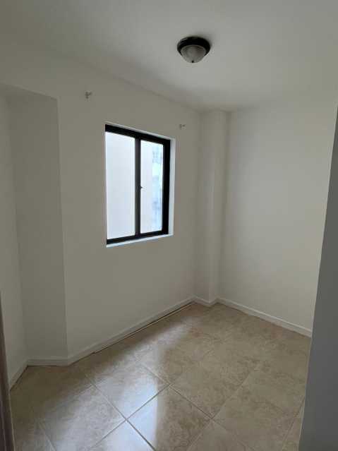 Apartamento à venda com 3 quartos, 78m² - Foto 6