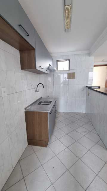 Apartamento à venda com 2 quartos, 63m² - Foto 14