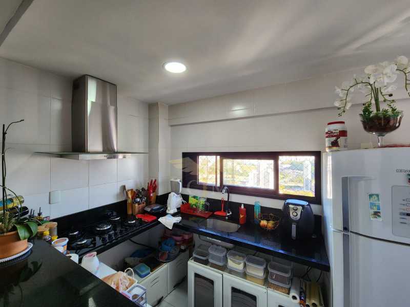 Apartamento à venda com 3 quartos, 76m² - Foto 15