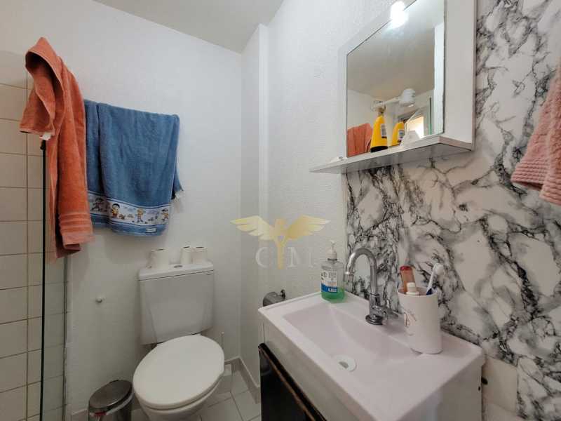 Apartamento à venda com 3 quartos, 61m² - Foto 9