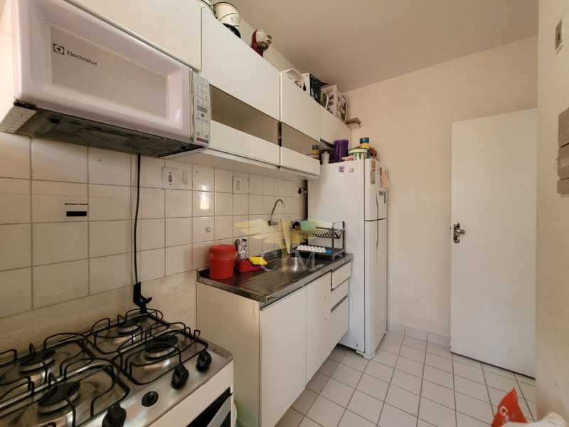 Apartamento à venda com 3 quartos, 61m² - Foto 17