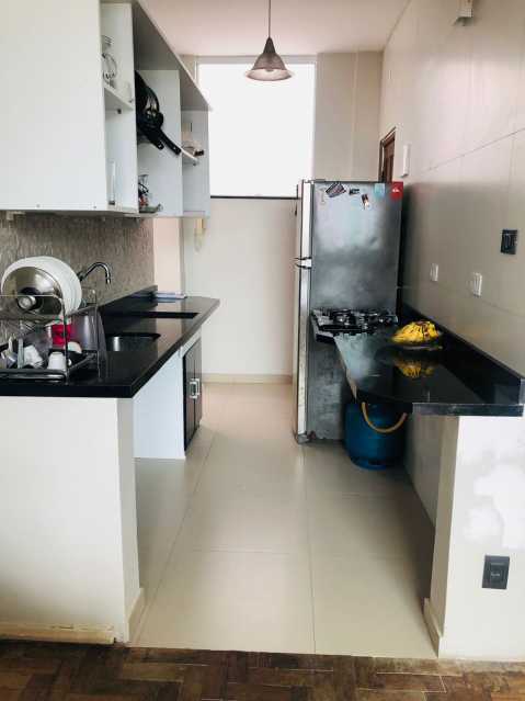 Apartamento à venda com 3 quartos, 95m² - Foto 15