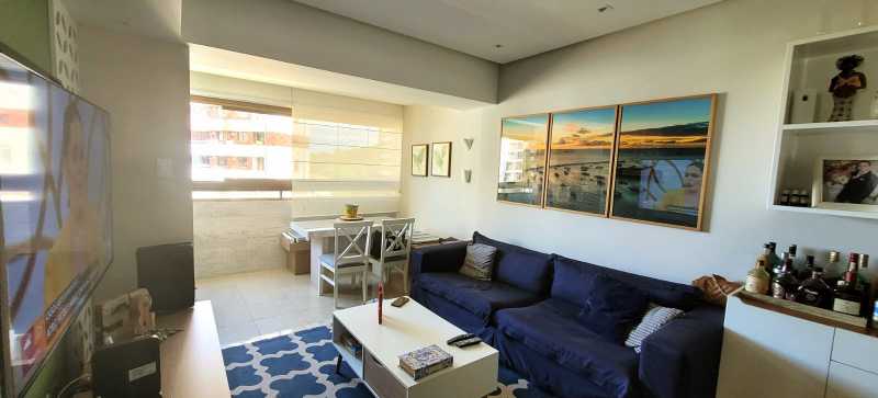 Apartamento à venda com 3 quartos, 100m² - Foto 2