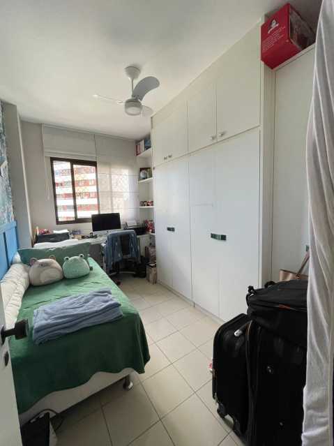 Apartamento à venda com 3 quartos, 100m² - Foto 15