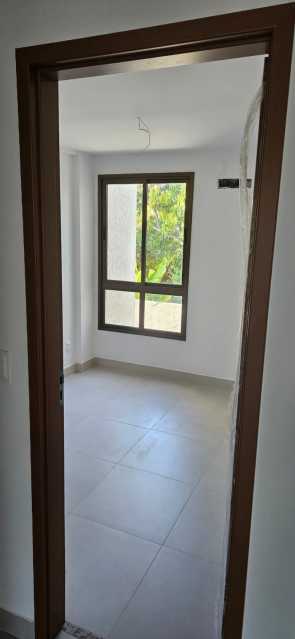 Apartamento à venda com 3 quartos, 109m² - Foto 3