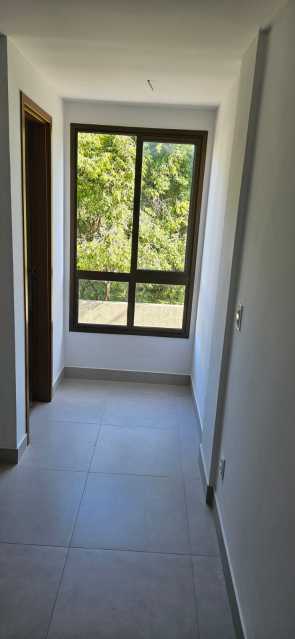 Apartamento à venda com 3 quartos, 109m² - Foto 4