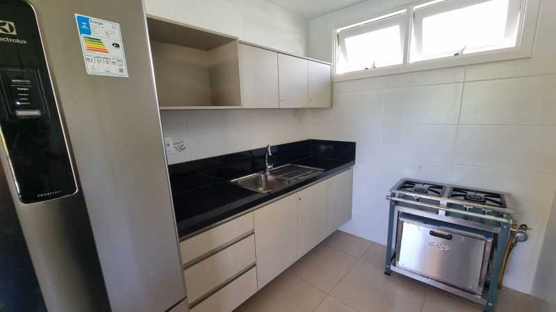 Apartamento à venda com 2 quartos, 81m² - Foto 29