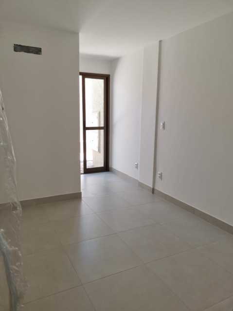 Apartamento à venda com 3 quartos, 82m² - Foto 15