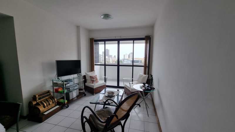 Apartamento à venda com 2 quartos, 82m² - Foto 3