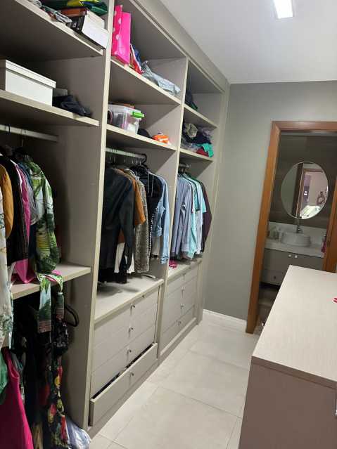 Casa de Condomínio à venda com 4 quartos, 600m² - Foto 18