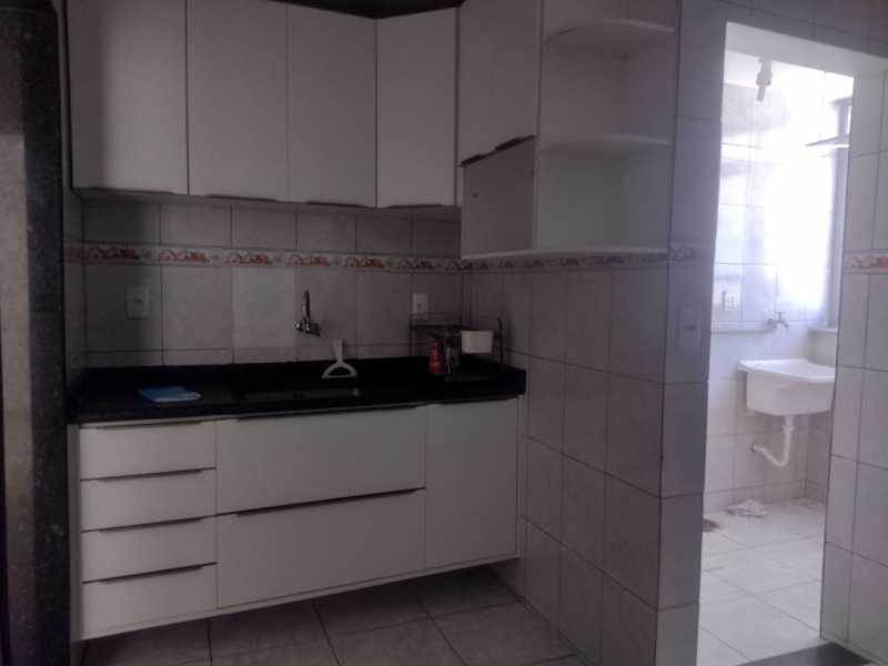 Apartamento à venda com 2 quartos, 77m² - Foto 6