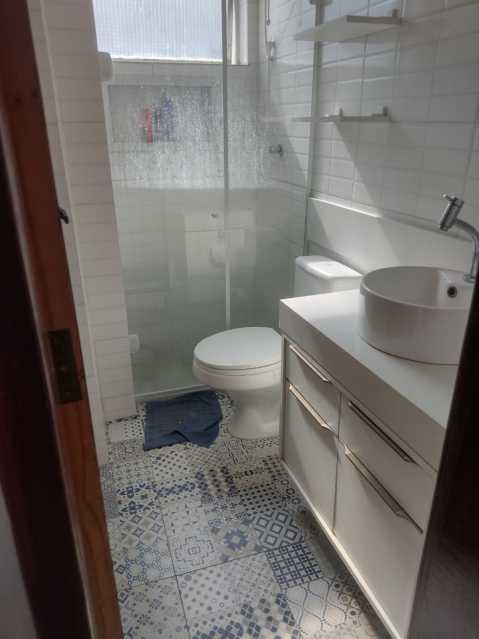 Apartamento à venda com 2 quartos, 77m² - Foto 12