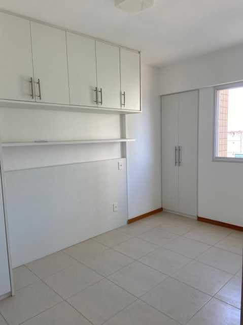 Apartamento à venda com 2 quartos, 60m² - Foto 11