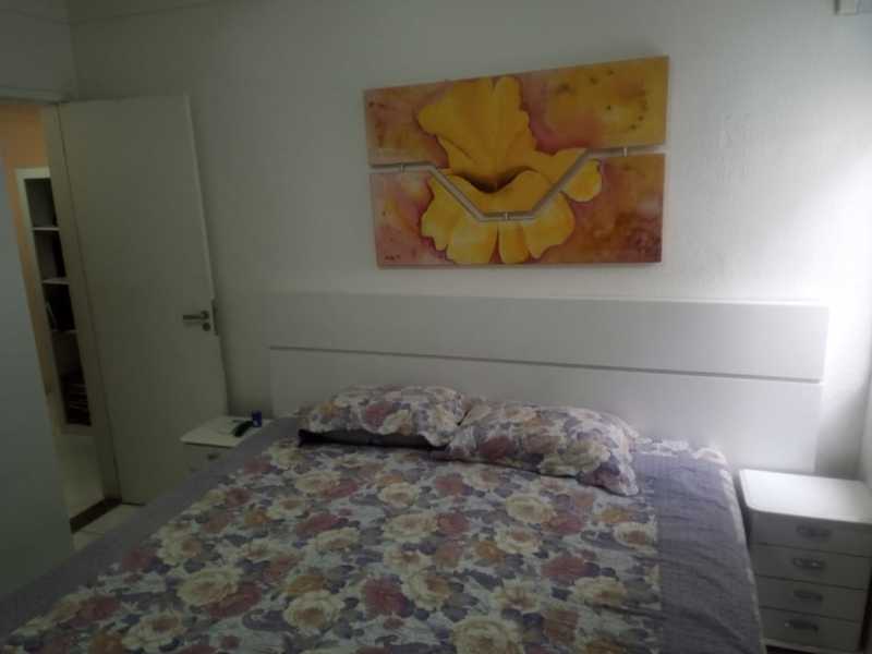 Apartamento à venda com 3 quartos, 149m² - Foto 11