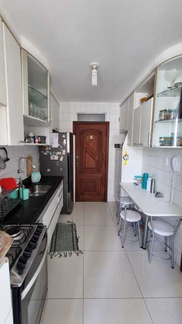 Apartamento à venda com 3 quartos, 80m² - Foto 9