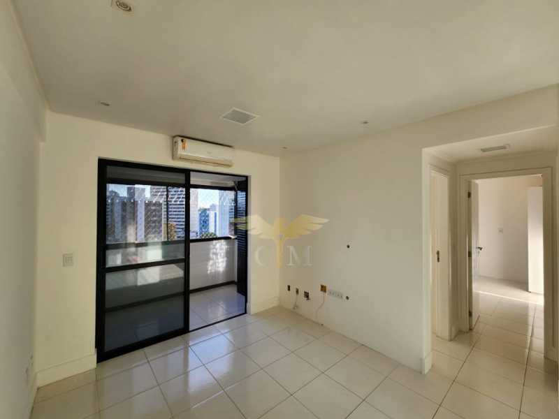 Apartamento à venda com 2 quartos, 75m² - Foto 14