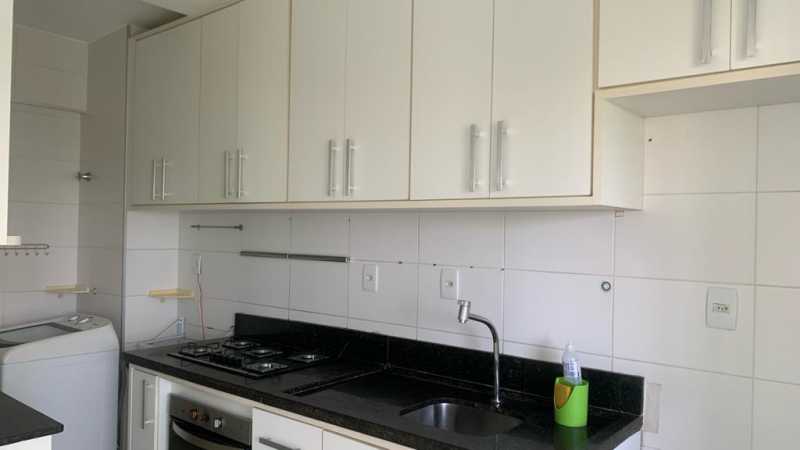 Apartamento à venda com 2 quartos, 69m² - Foto 8