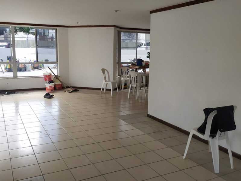 Apartamento à venda com 3 quartos, 78m² - Foto 18