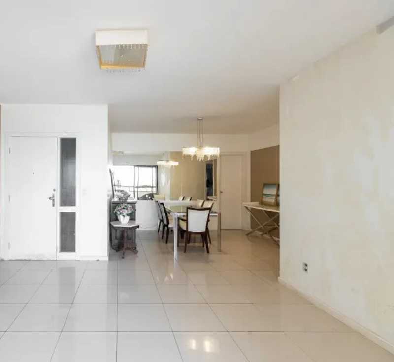 Apartamento à venda com 4 quartos, 155m² - Foto 5