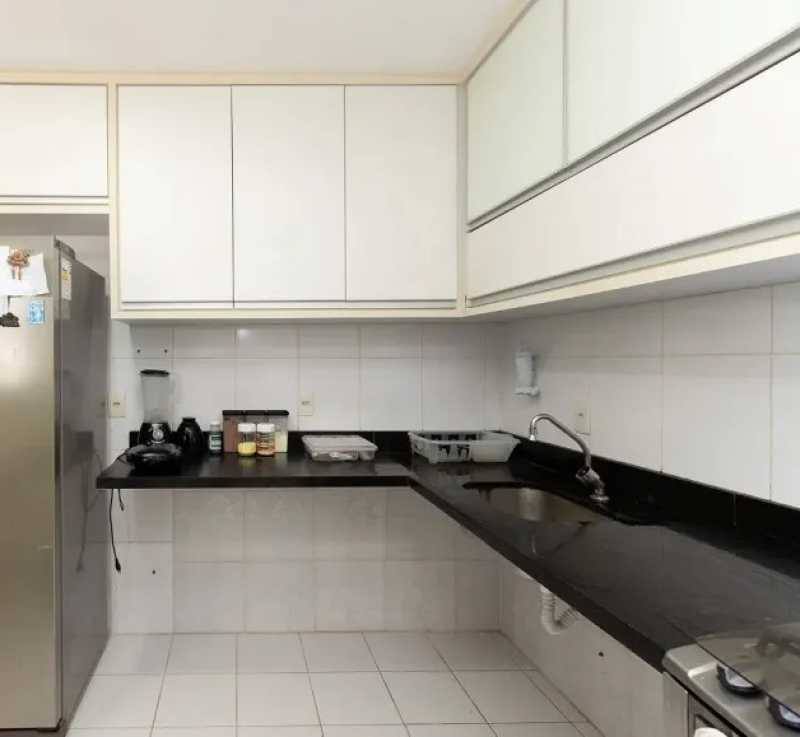 Apartamento à venda com 4 quartos, 155m² - Foto 19