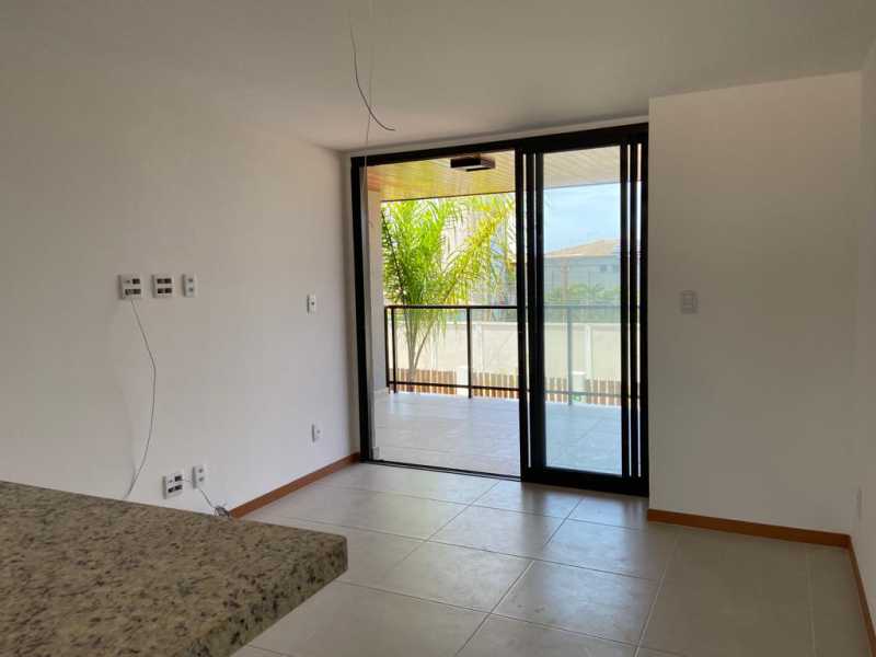 Apartamento à venda com 2 quartos, 65m² - Foto 8