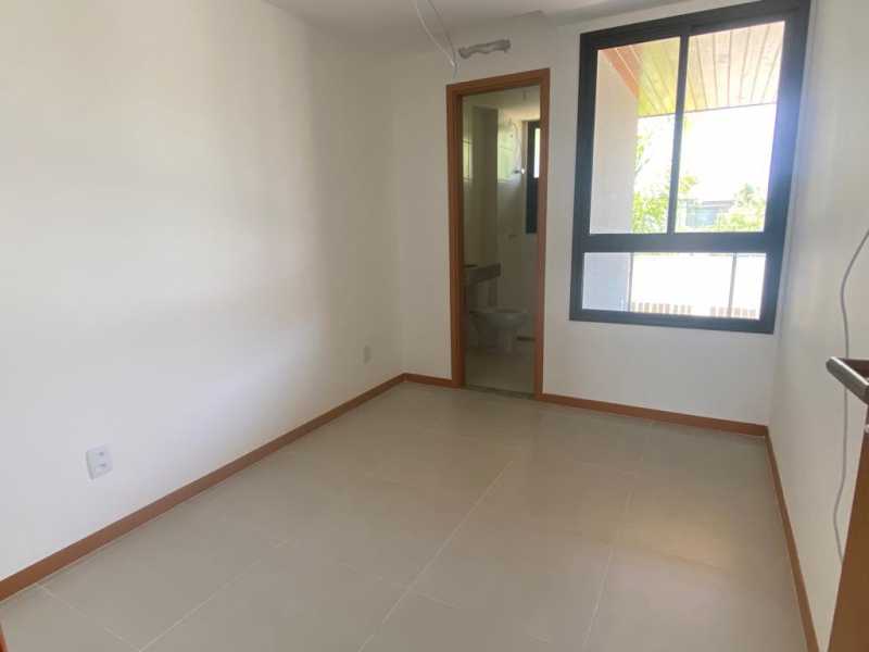 Apartamento à venda com 2 quartos, 65m² - Foto 13