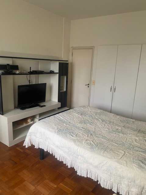 Apartamento à venda com 3 quartos, 165m² - Foto 15