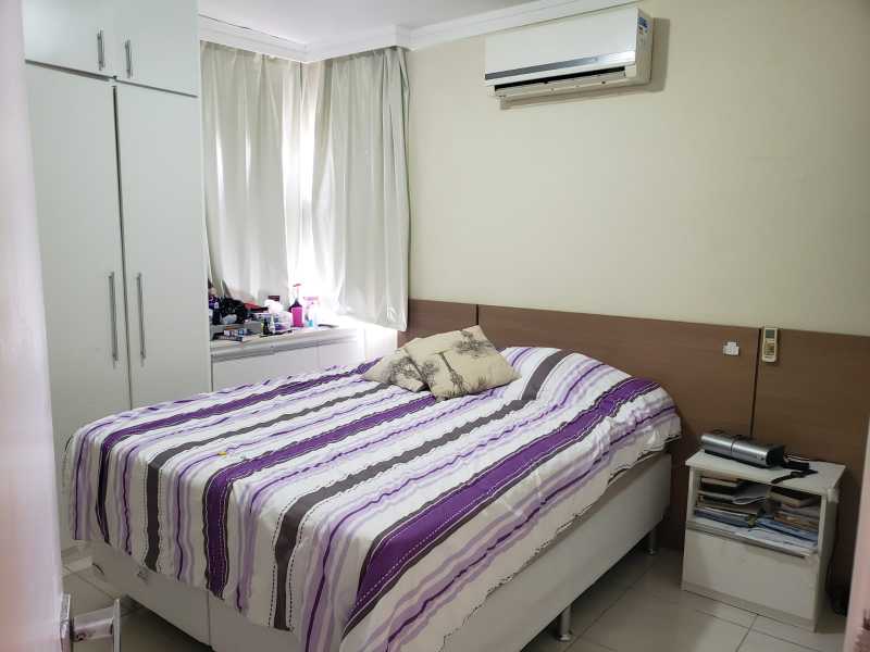 Apartamento à venda com 3 quartos, 90m² - Foto 8