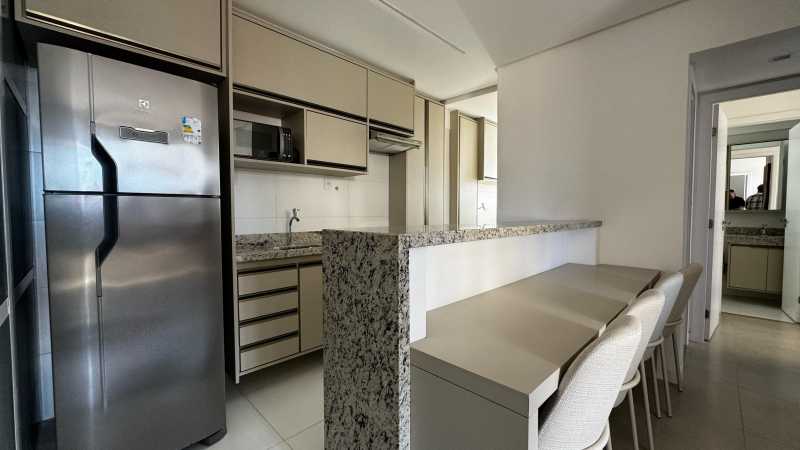 Apartamento à venda com 2 quartos, 58m² - Foto 28