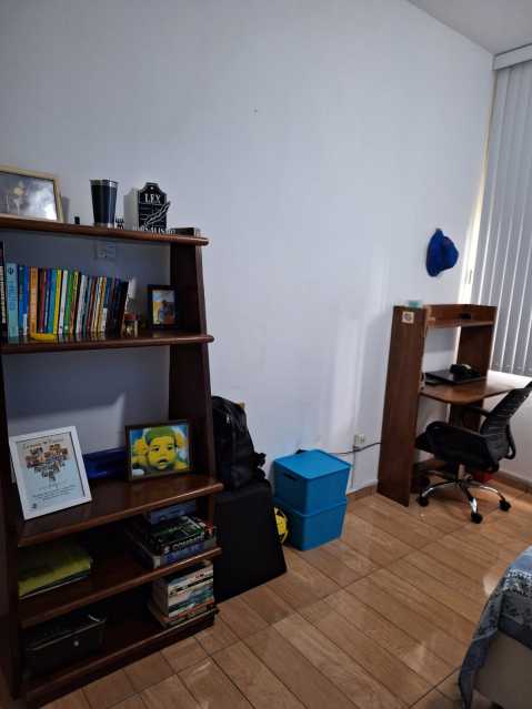 Apartamento à venda com 3 quartos, 94m² - Foto 15