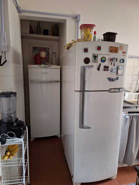 Apartamento à venda com 3 quartos, 94m² - Foto 23