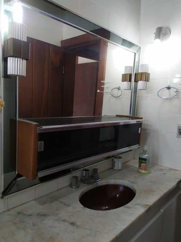 Apartamento à venda com 4 quartos, 197m² - Foto 4