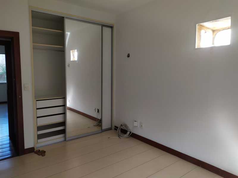 Apartamento à venda com 4 quartos, 197m² - Foto 7