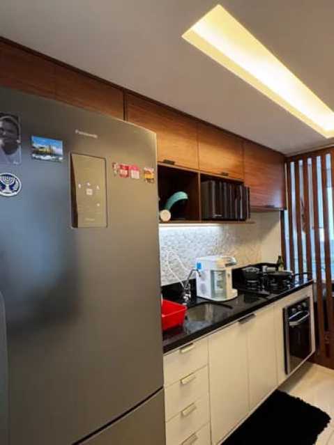 Apartamento à venda com 3 quartos, 70m² - Foto 1