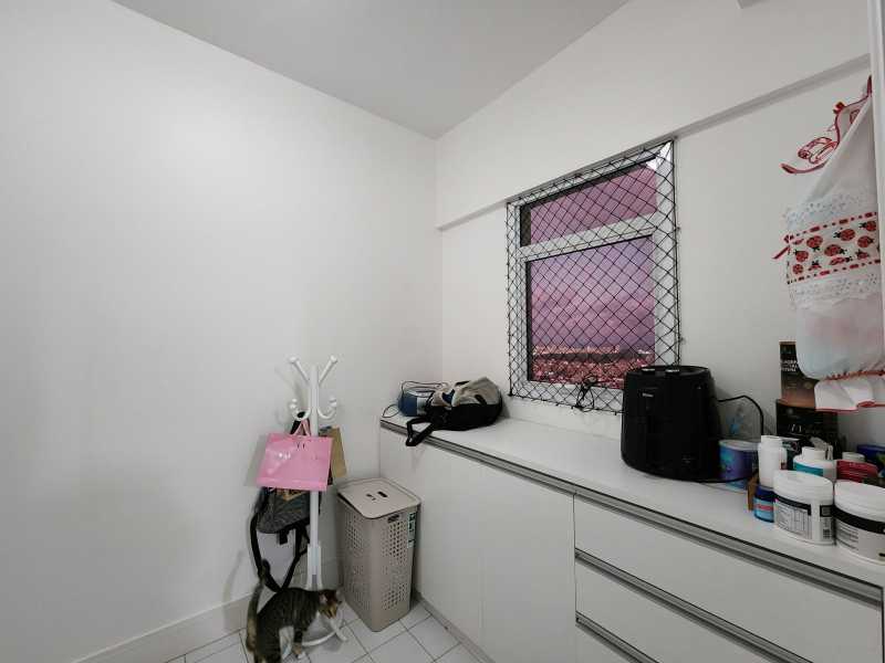 Apartamento à venda com 3 quartos, 126m² - Foto 20