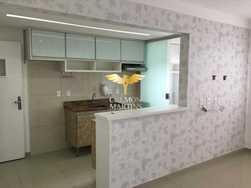 Apartamento à venda com 2 quartos, 48m² - Foto 1