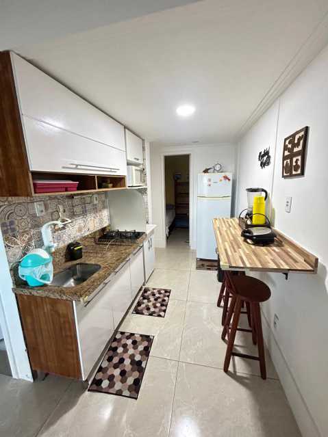 Apartamento à venda com 2 quartos, 65m² - Foto 10