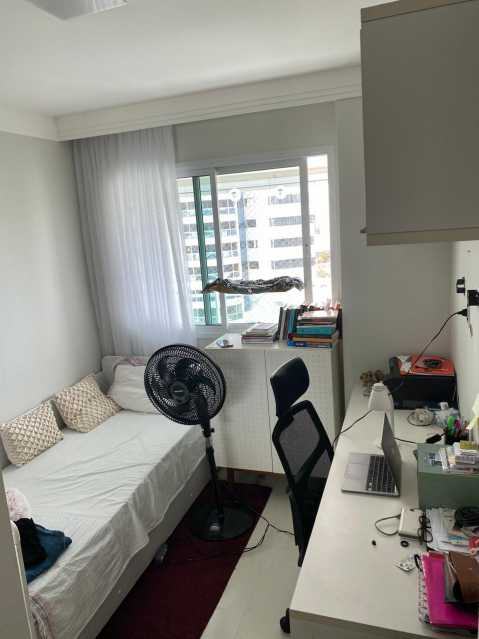 Apartamento à venda com 2 quartos, 79m² - Foto 5