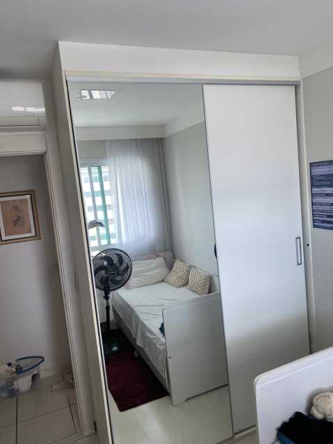 Apartamento à venda com 2 quartos, 79m² - Foto 10