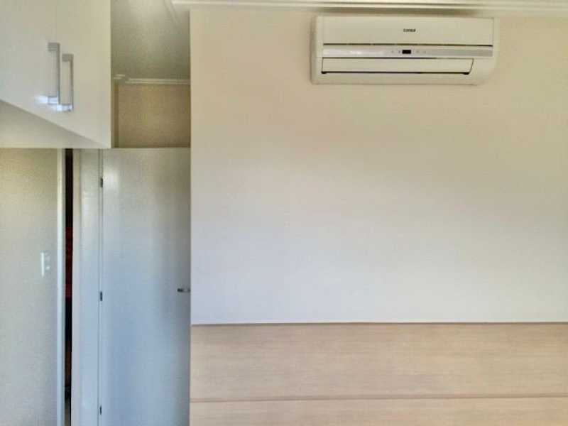 Apartamento à venda com 4 quartos, 200m² - Foto 10