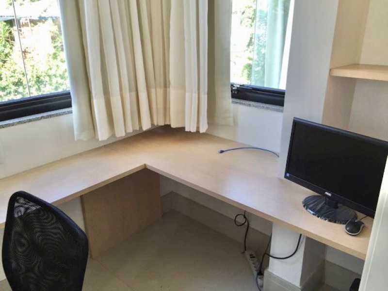 Apartamento à venda com 4 quartos, 200m² - Foto 11