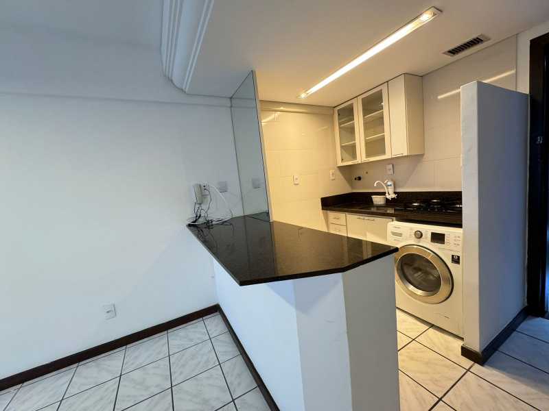 Apartamento à venda e aluguel com 1 quarto, 45m² - Foto 9