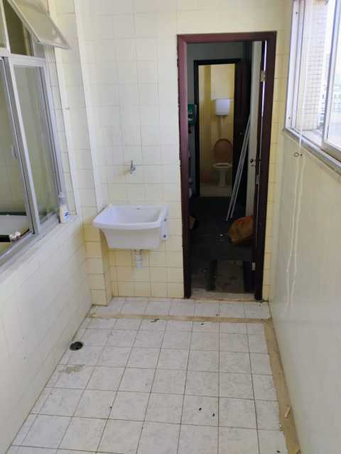 Apartamento à venda com 3 quartos, 110m² - Foto 12