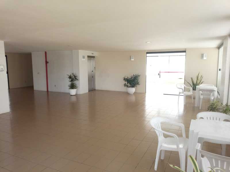 Apartamento à venda com 1 quarto, 45m² - Foto 11