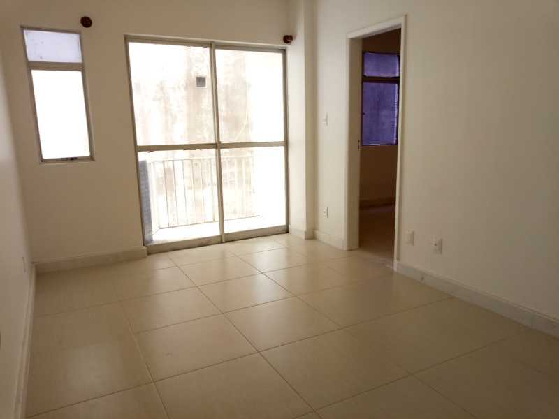 Apartamento à venda com 1 quarto, 45m² - Foto 1