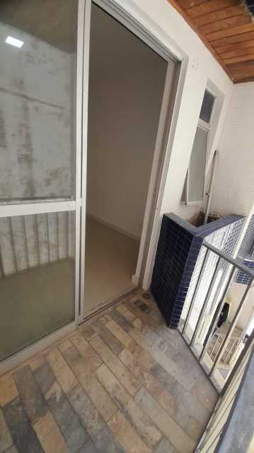 Apartamento à venda com 1 quarto, 45m² - Foto 18