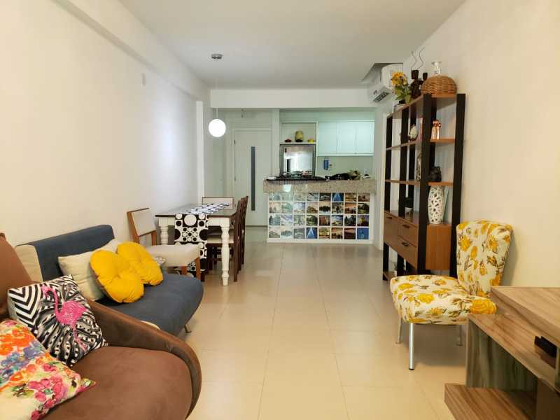 Apartamento à venda com 1 quarto, 75m² - Foto 1